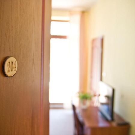 Palacyk Lakomin Hotel Lubiszyn ภายนอก รูปภาพ